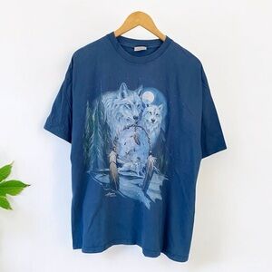 Vintage 90’s Oversized Blue Wolf Dreamcatcher Graphic Tee